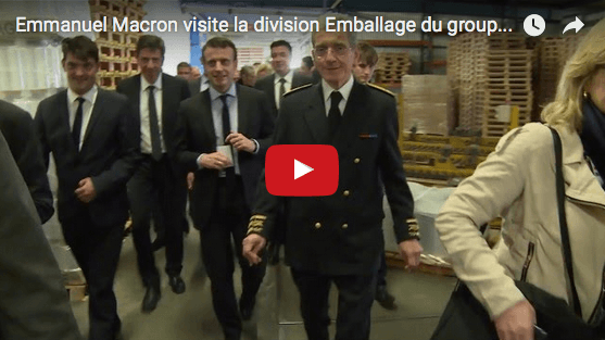 Emmanuel Macron visite la division Emballage du groupe Tournaire