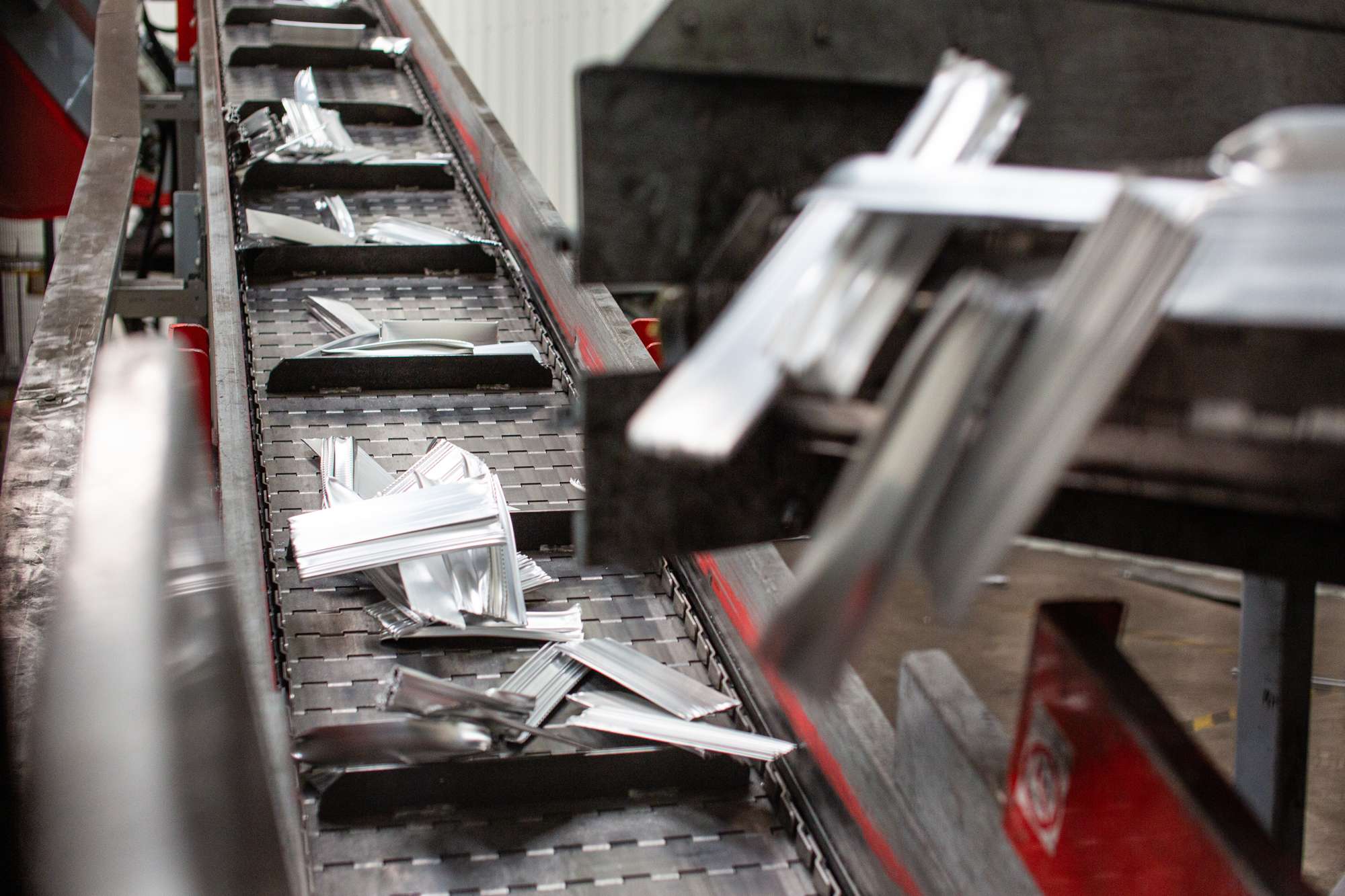 ALUMINIUM IS ON THE CUTTING-EDGE OF RECYCLABILITY FOR PACKAGING MATERIALS.